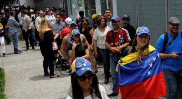 Venezolanos en España demandan agilizar permisos de residencia y laborales