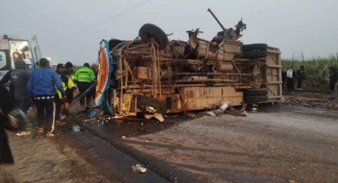 Accidente de autobús en Perú deja cinco muertos y 28 heridos