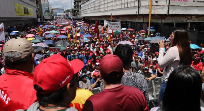 Chavistas de Monagas marcharon desde la plaza Piar hasta la avenida Bolívar