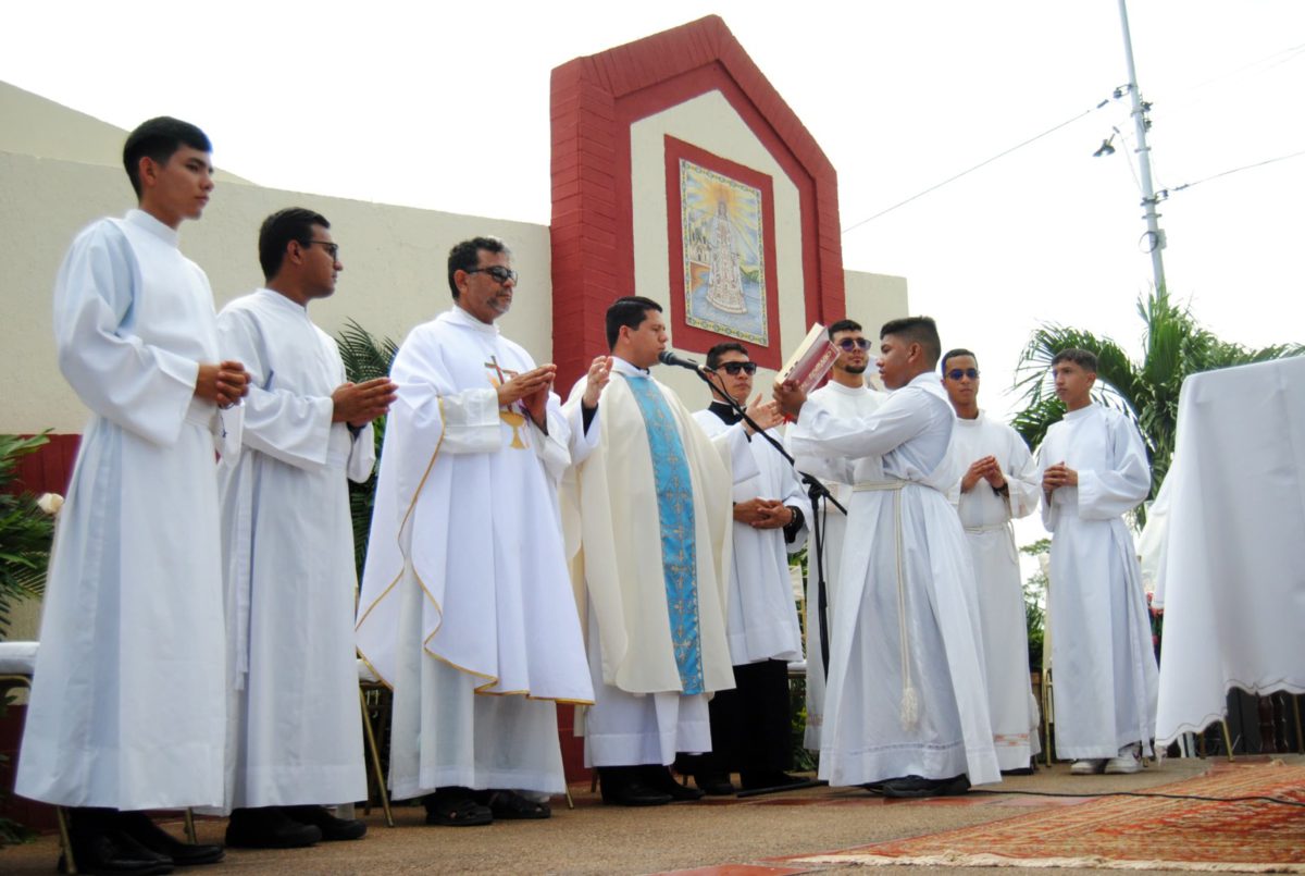 Con tradicional peregrinación pueblo zamorano rinde homenaje a Vallita 3 con tradicional peregrinacion pueblo zamorano rinde homenaje a vallita laverdaddemonagas.com vallita zamora 2