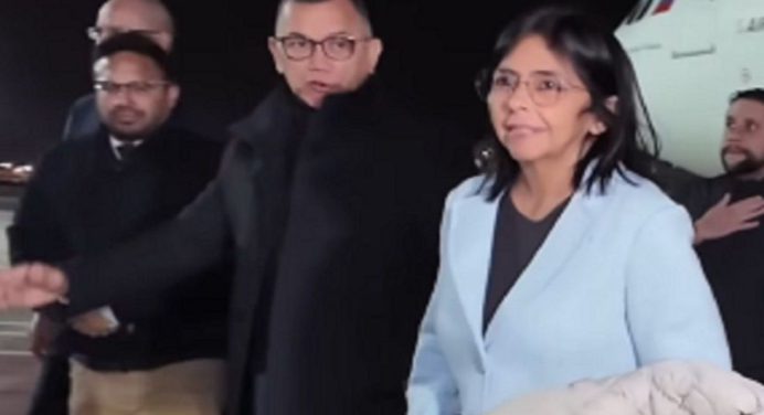 Delcy Rodríguez llega a Moscú para participar en la Semana Rusa de la Energía