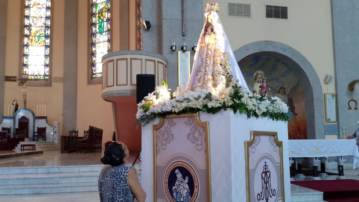 Virgen del Valle: Amor infinito y devoción del pueblo oriental 5 Virgen del Valle