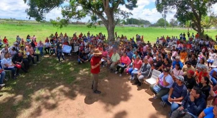 Gobierno regional y Poder Popular ejecutan proyectos para más de 120 comunidades