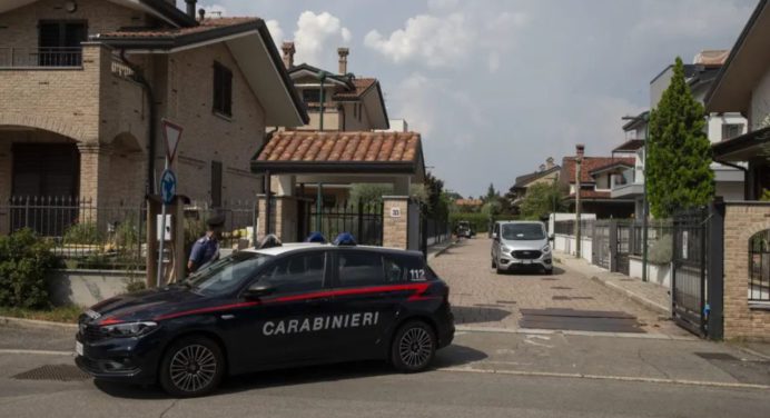 Horror en Italia: Adolescente asesina a sus padres y hermano pequeño