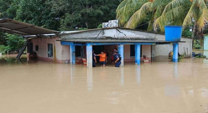 Intensas lluvias en Barinas dejan 150 casas anegadas