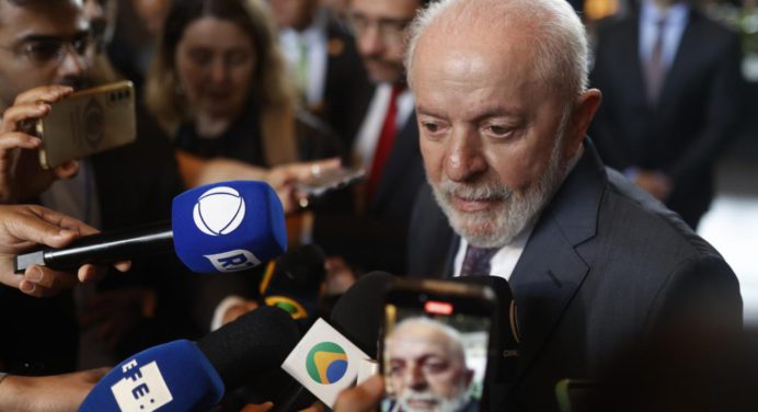 Lula busca reanudar diálogo con Venezuela