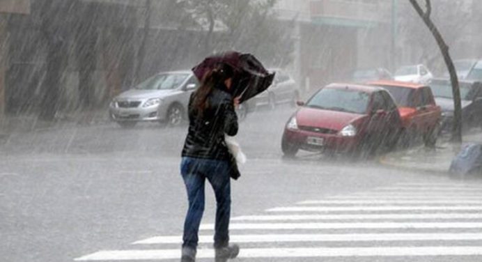 ¡Paraguas en mano! Se esperan lluvias para este #14sep