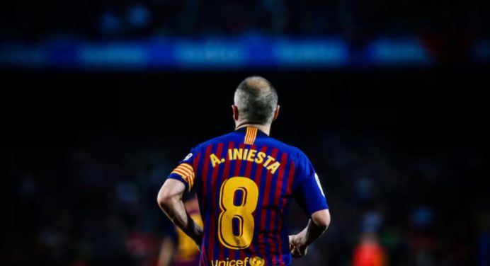 Andrés Iniesta anuncia su retiro del fútbol