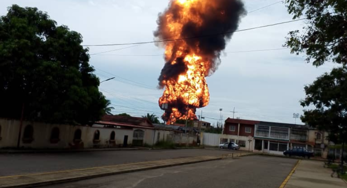 Ascienden a 26 los heridos tras incendio en patio de tanques petroleros