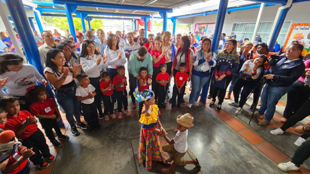 Aulas de clases se llenan de alegría y motivación este año escolar 3 aulas de clases se llenan de alegria y motivacion este ano escolar laverdaddemonagas.com clases3
