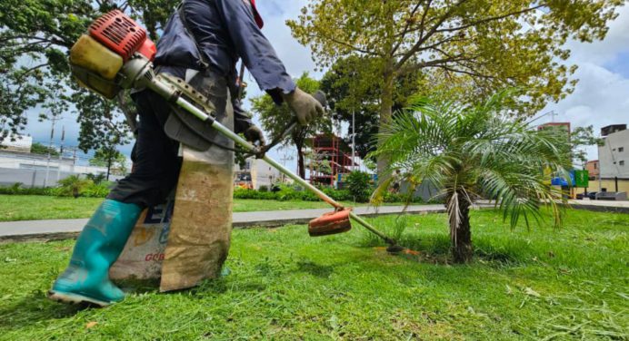 Belleza de espacios públicos estimula actividad comercial en Maturín