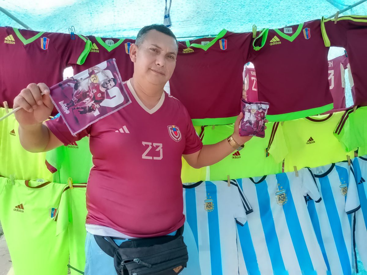 Camisas de la Vinotinto se