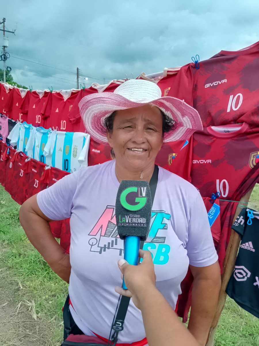 Camisas de la Vinotinto se