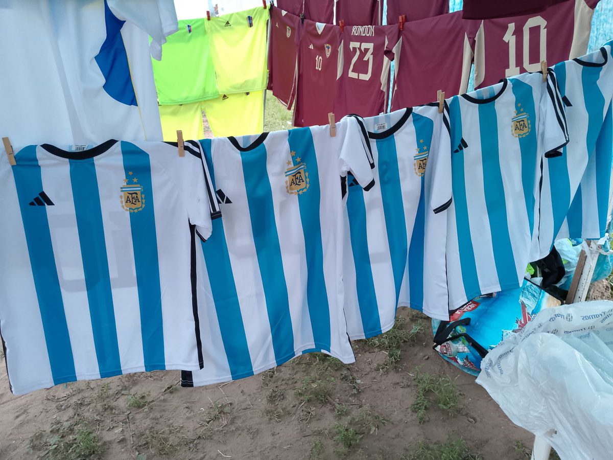 Camisas de la Vinotinto se