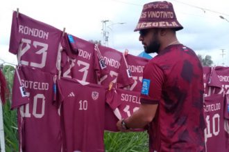 Camisas de la Vinotinto se