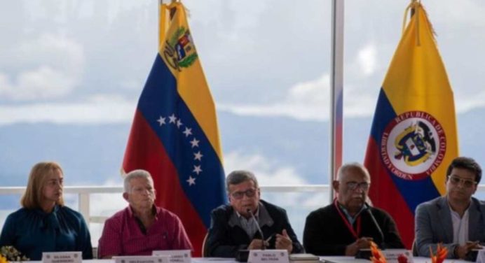 Gobierno colombiano acepta dialogar con el ELN en un esfuerzo por la reconciliación