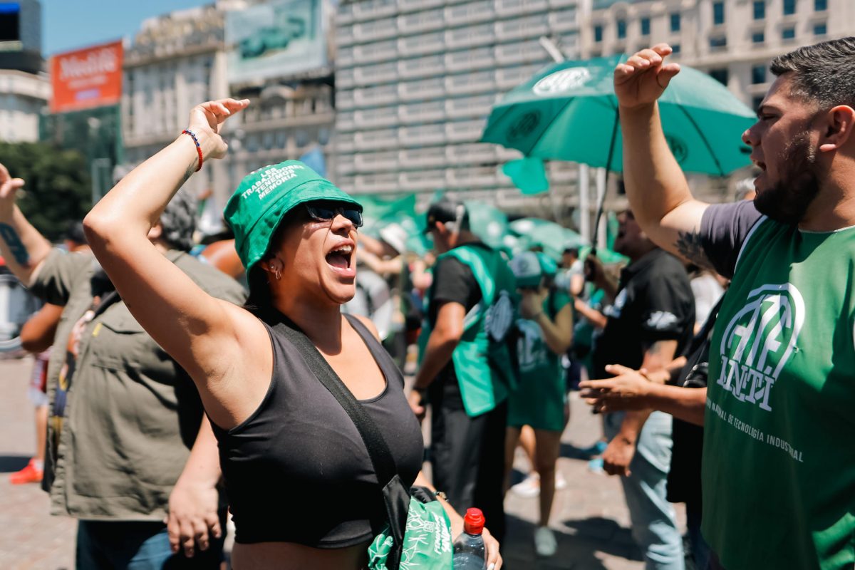 Public employees strike in Argentina for 36 hours due to low salaries