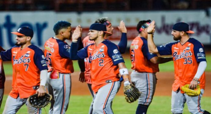 Leones del Caracas cayó ante Caribes en duelo de poder