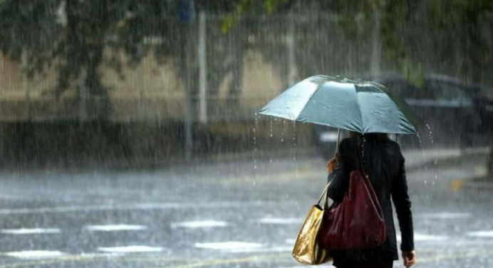 Lluvias dispersas en estos estados por el paso de otra onda tropical