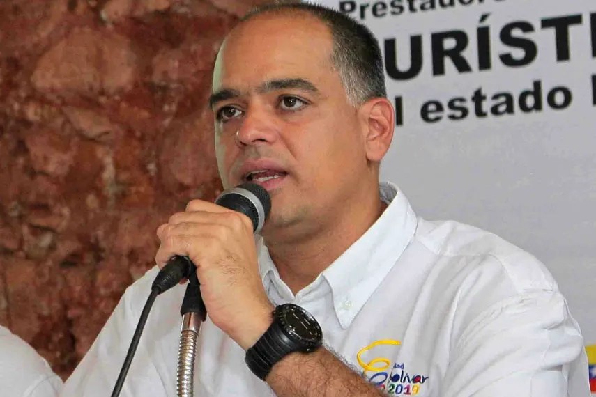 de Andrés Izarra