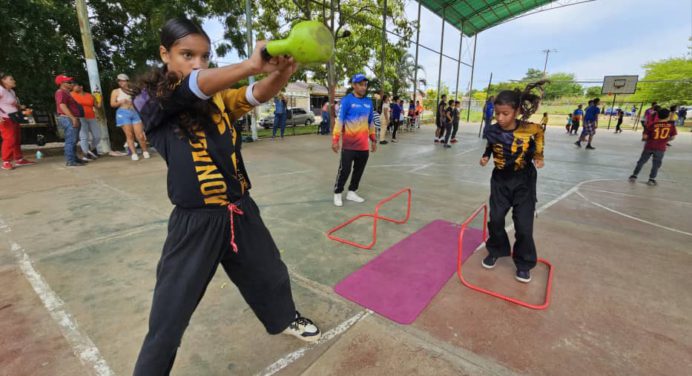 Más de 100 niños de Las Garzas se divierten con «Imderma va a la comunidad»