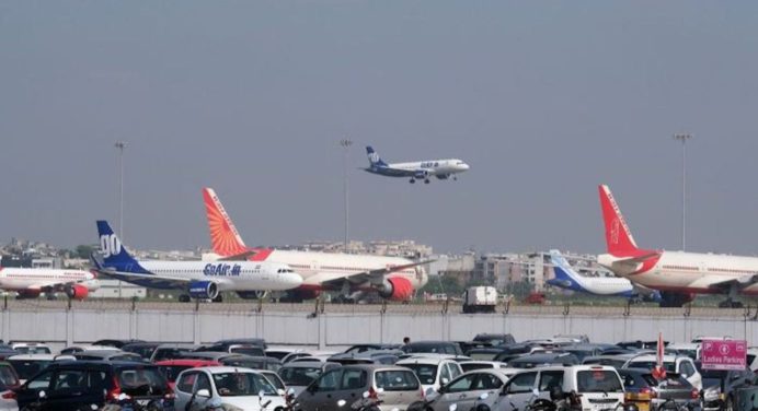 Más de 20 vuelos de aerolíneas indias cancelados por falsas amenazas de bomba