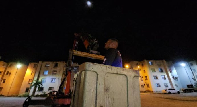 Maturín Brilla instaló más de 40 luminarias en el sector Guanaguanay