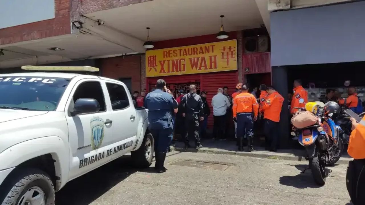 Muere un hombre tras explotar el horno en un restaurante (+FOTOS)