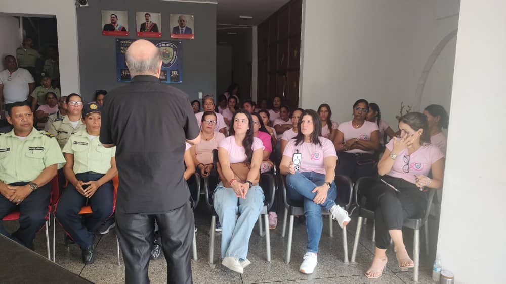 polimaturin conmemora mes rosa con conversatorios a funcionarios policiales laverdaddemonagas.com mes rosa3