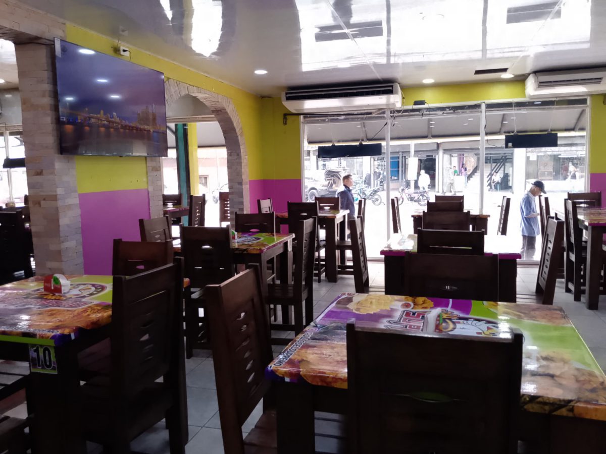 Restaurantes de Maturín contarán con pantallas gigantes para transmitir el juego 3 pantallas gigantes para
