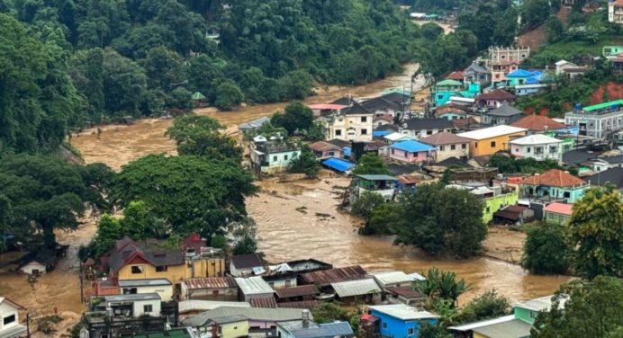 Tormenta Trami deja afectaciones en Vietnam: 15,000 hogares inundados y dos vidas perdida