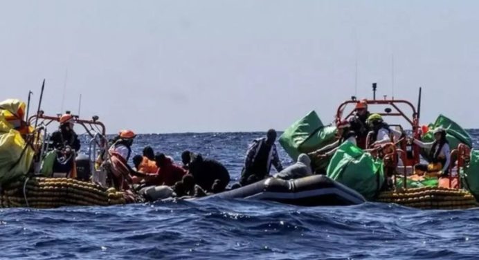  Al menos 55 inmigrantes pierden la vida en naufragios cerca de las islas Canarias