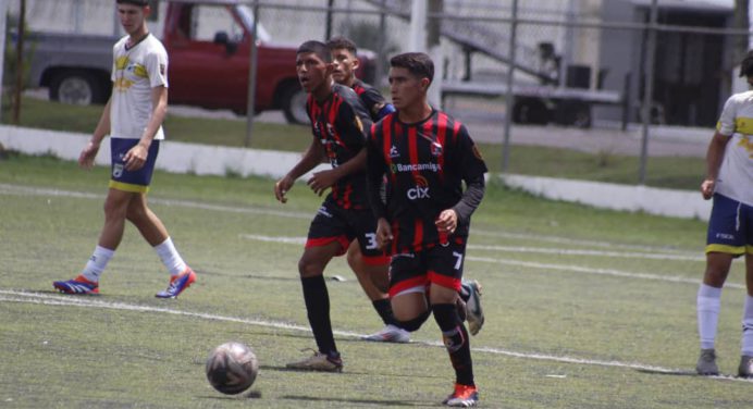 Atlético La Cruz encara playoffs de la Liga Futve Junior