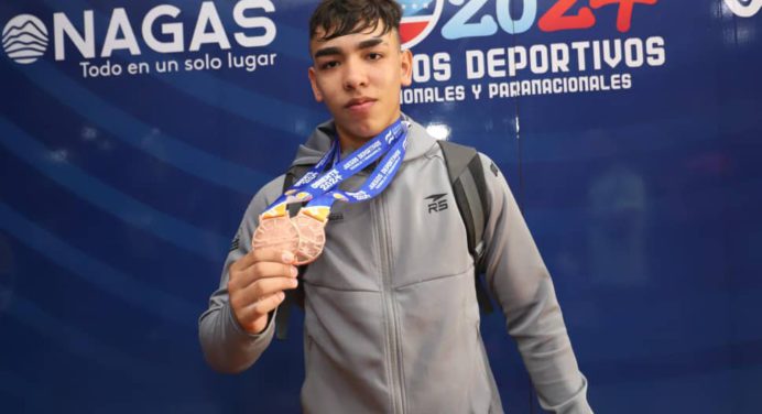 Carlos Guanare ganó otras dos de bronce en levantamiento de pesas