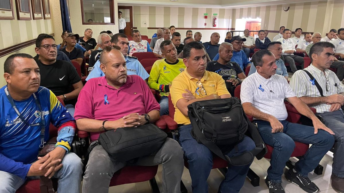 conversatorio dejate y cuidate impulsa la prevencion de cancer de prostata laverdaddemonagas.com cancer prostata2