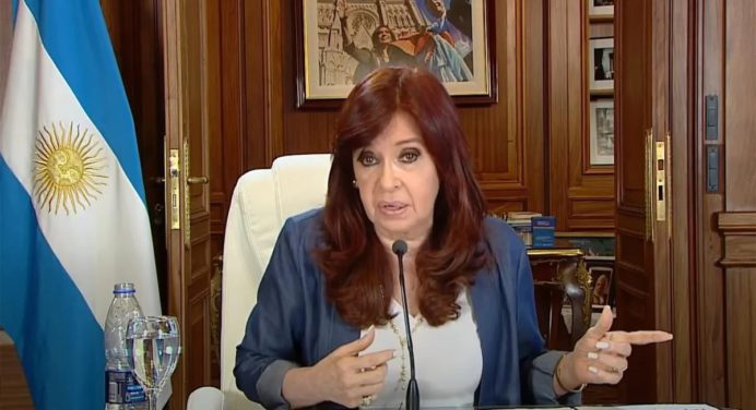 Cristina Kirchner es condenada a seis años de prisión