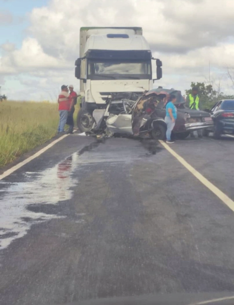 dos muertos dejo accidente de transito via la ceiba laverdaddemonagas.com image 1