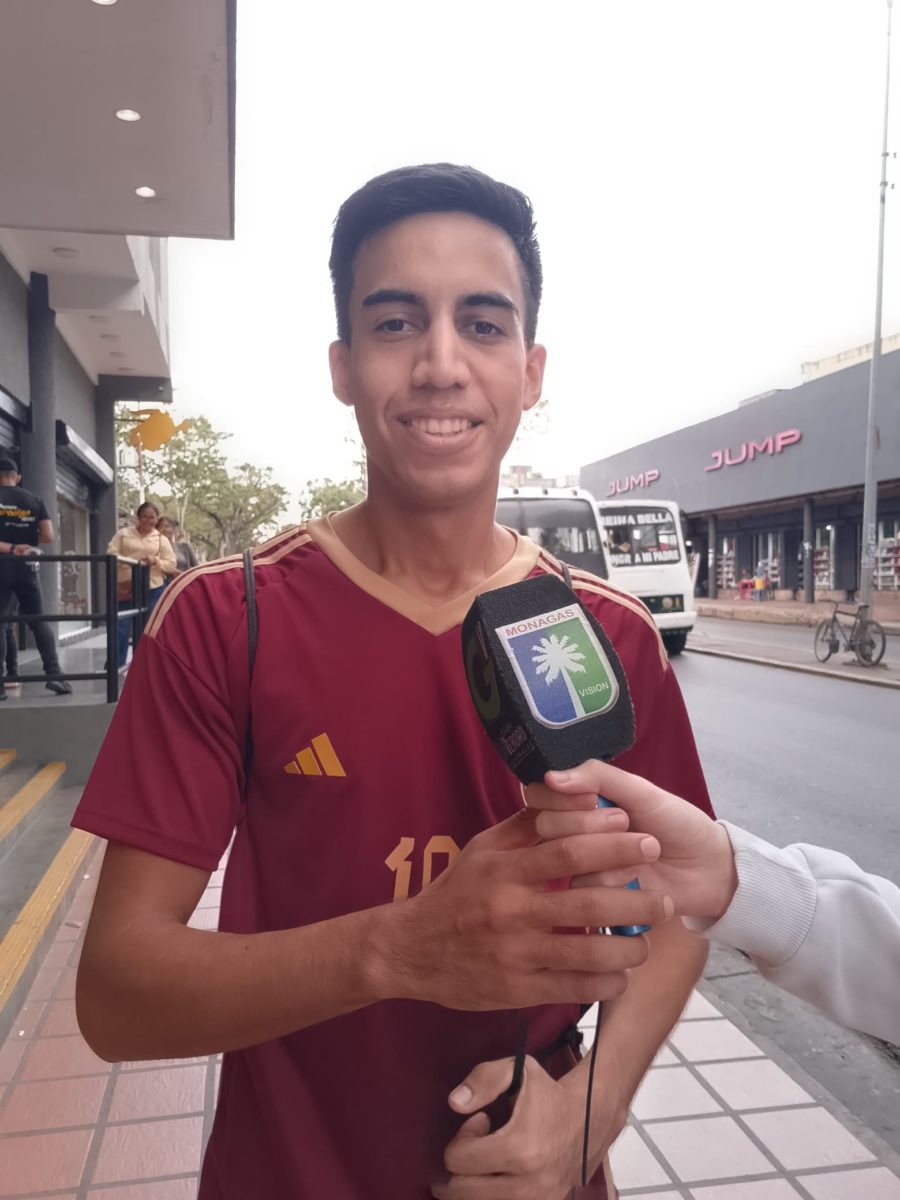 ¡Habla el fanático! Estos son los pronósticos para el partido entre Venezuela vs Brasil 2 habla el fanatico estos son los pronosticos para el partido entre venezuela vs brasil laverdaddemonagas.com whatsapp image 2024 11 11 at 1.47.37 pm