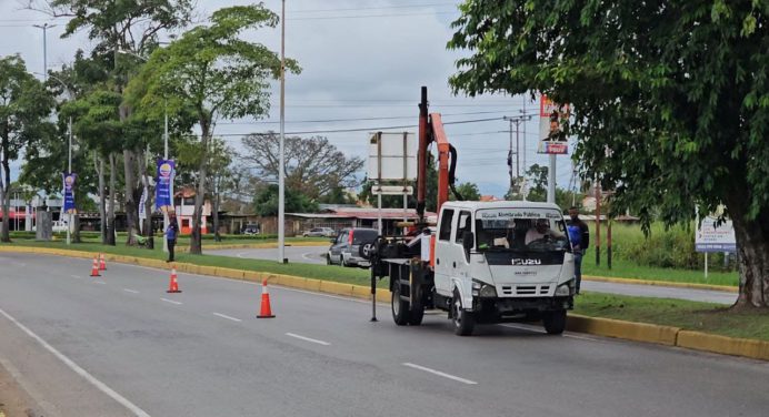 Programa «Maturin brilla» iluminó la avenida Bella Vista