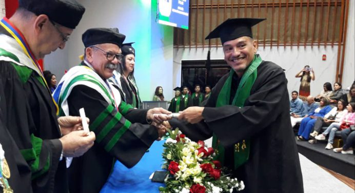 167 nuevos profesionales egresaron de la Upel Maturín y San Antonio