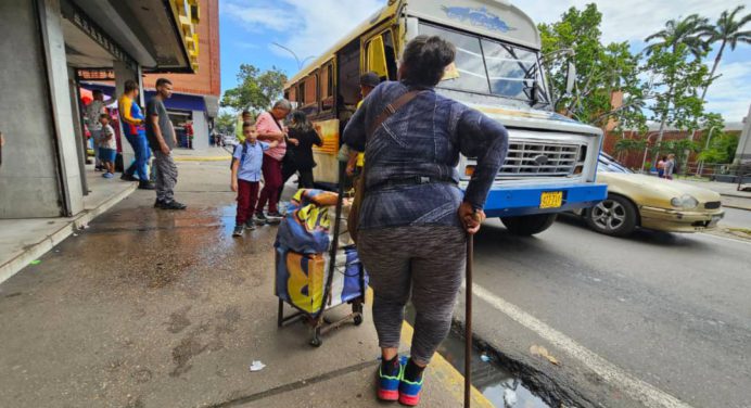 Abuelos de Maturín exhortan a respetar tarifas de transporte de la Tercera Edad