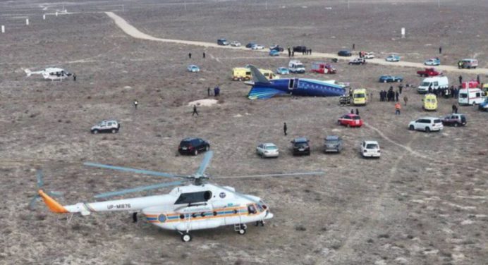 Ascienden a 32 los supervivientes en accidente aéreo en Kazajistán