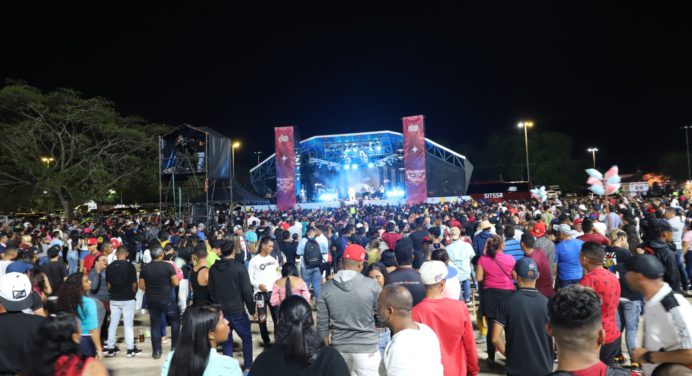 En la Concha acústica maturineses recibirán el 2025 y darán el Grito de Carnaval