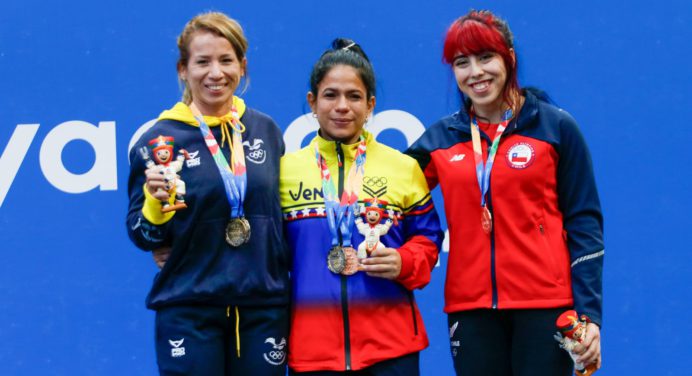 María Domínguez se colgó tres medallas en el inicio de la potencia en Bolivarianos 2024