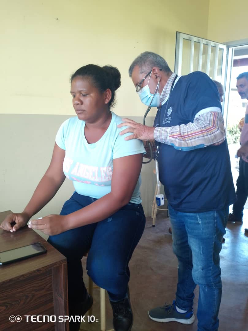 Por Amor a tí y Cáritas Maturín benefician a más de 160 personas en Uracoa 4 por amor a ti y caritas maturin benefician a mas de 160 personas en uracoa laverdaddemonagas.com amor1