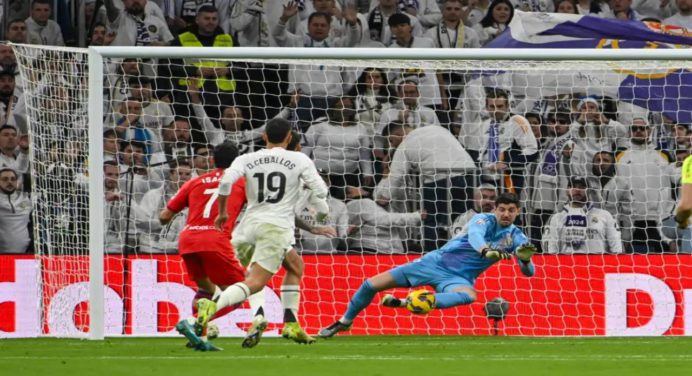 Real Madrid concluye el año con triunfo en el homenaje a Jesús Navas