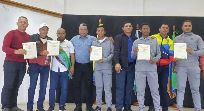 Atletas del municipio Cedeño son condecorados en la tradicional misa del Deporte