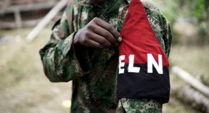 Colombia cancela diálogos con el ELN tras violencia en el Catatumbo que dejó 30 muertos