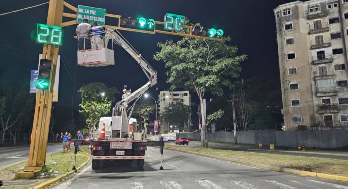 Comenzó plan de recuperación de la señalética en Maturín