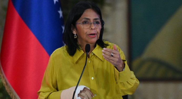 Delcy Rodríguez: «Guyana roba el petróleo y promueve el intervencionismo imperial de nuestro país»